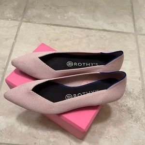 Rothy’s W7.5 light pink, new condition